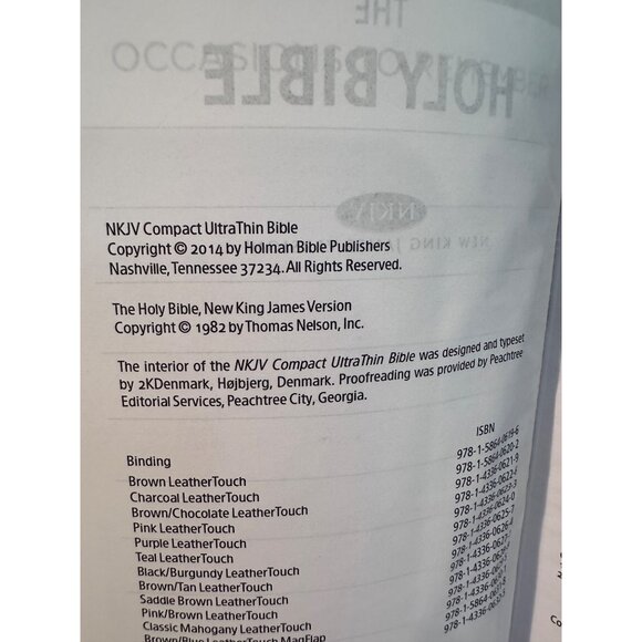 NKJV Compact UltraThin Holy Bible LeatherTouch Pink Embossed - Picture 5 of 8